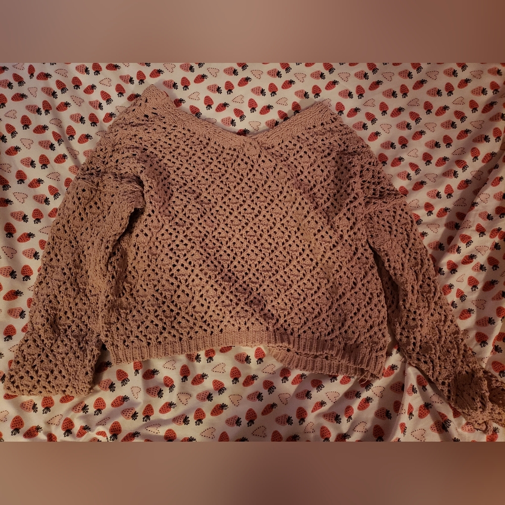Pastel pink crop sweater